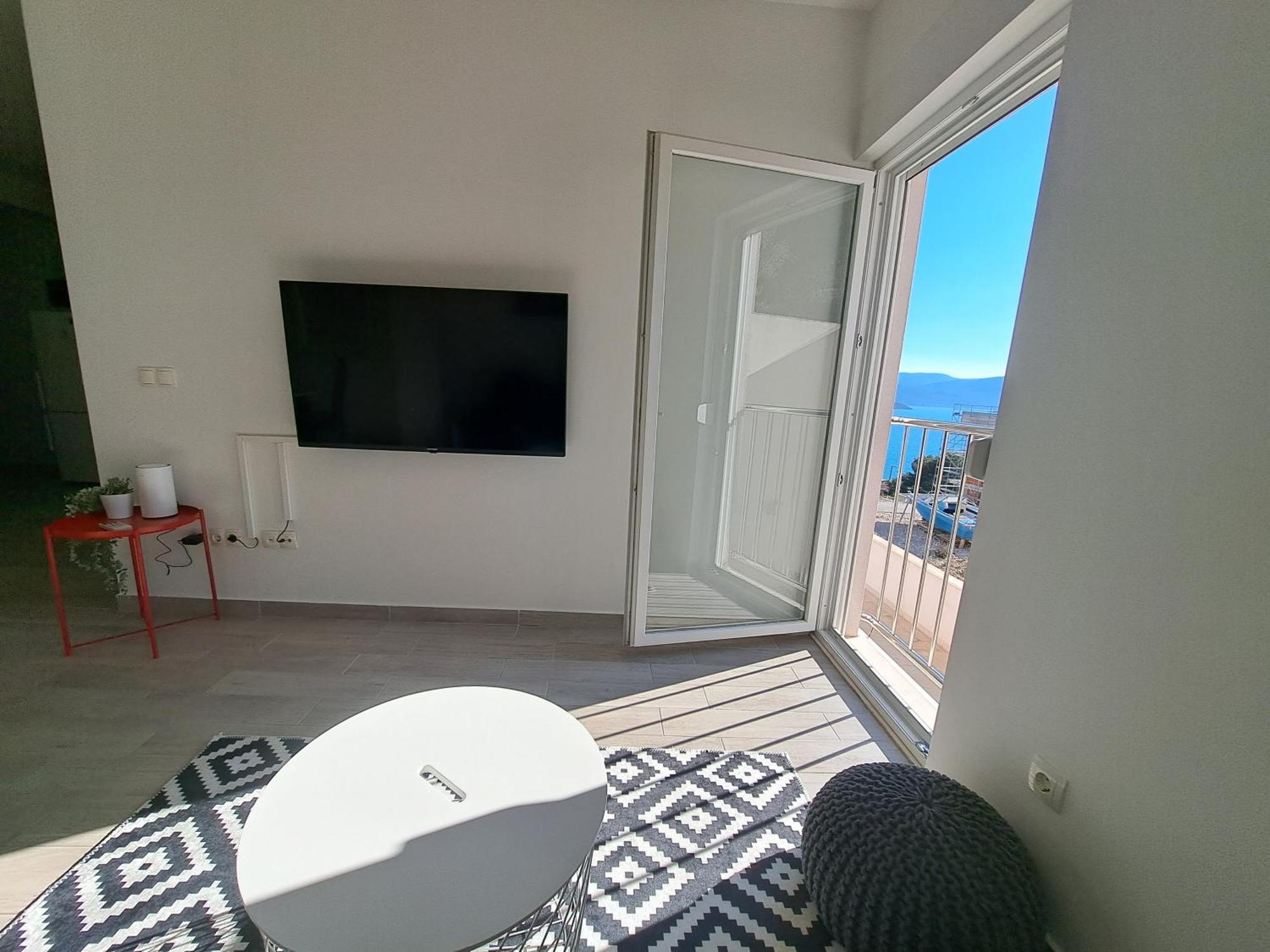 Apartment Charlie Komarna Luaran gambar