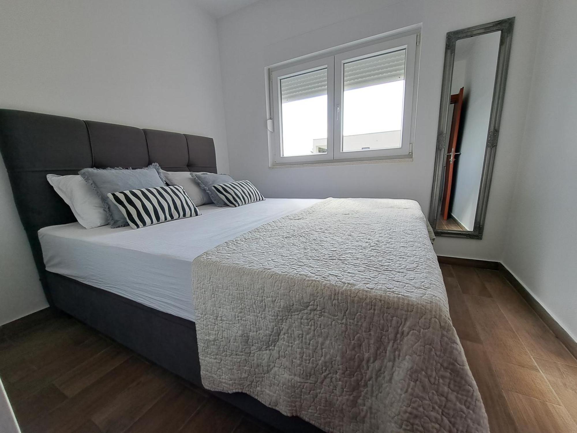 Apartment Charlie Komarna Luaran gambar