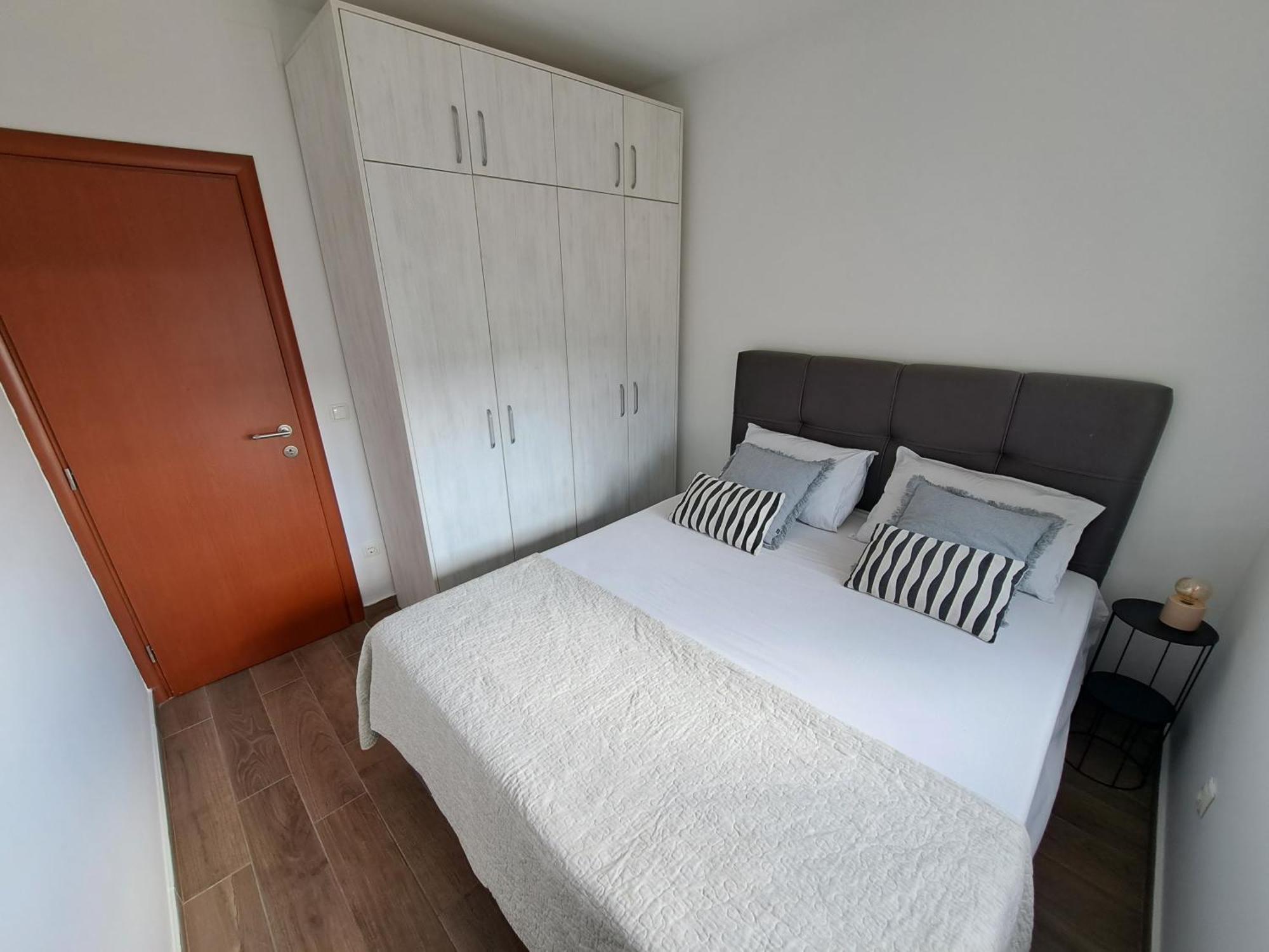 Apartment Charlie Komarna Luaran gambar